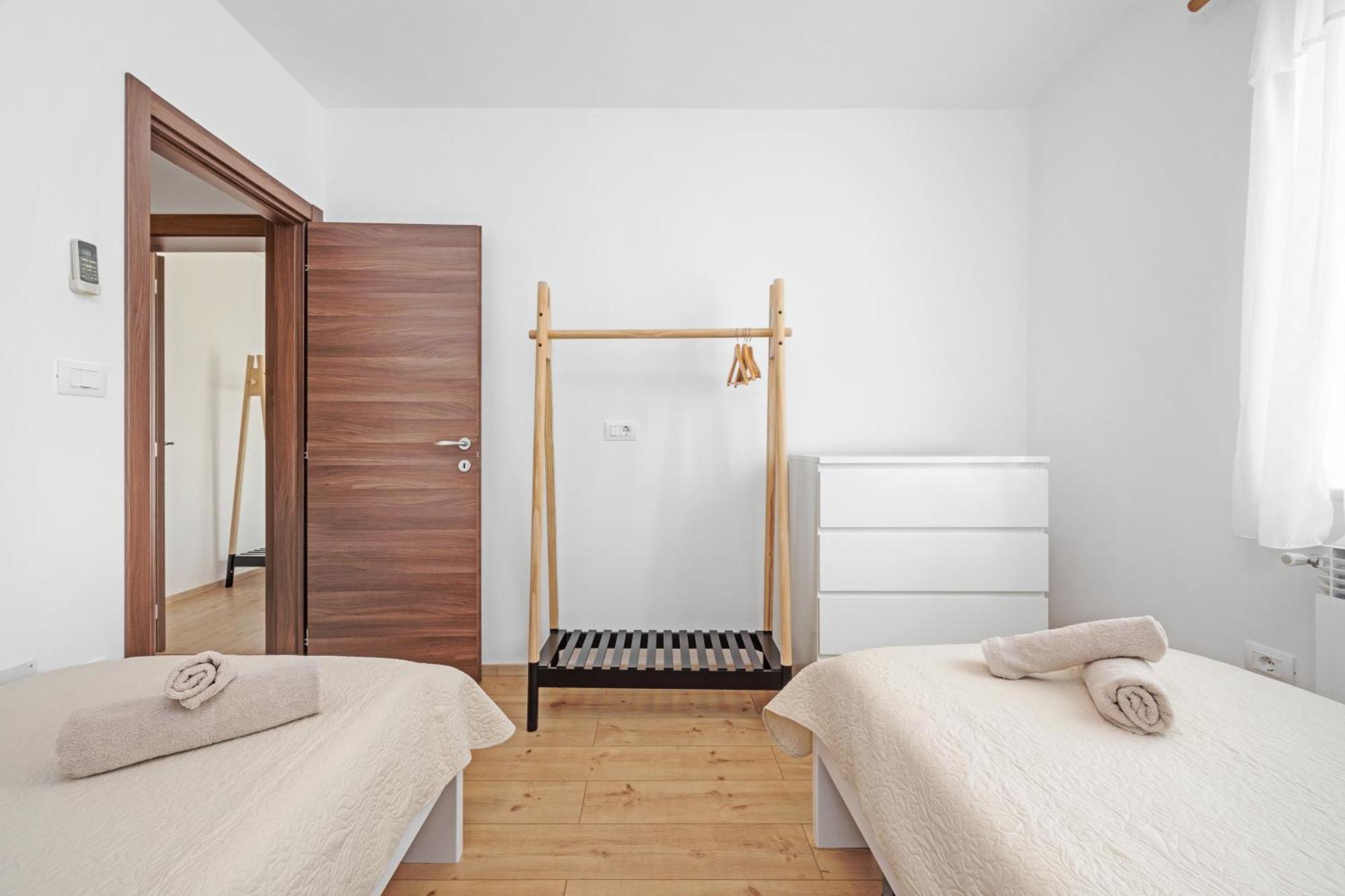 Apartment Delton Fažana Extérieur photo